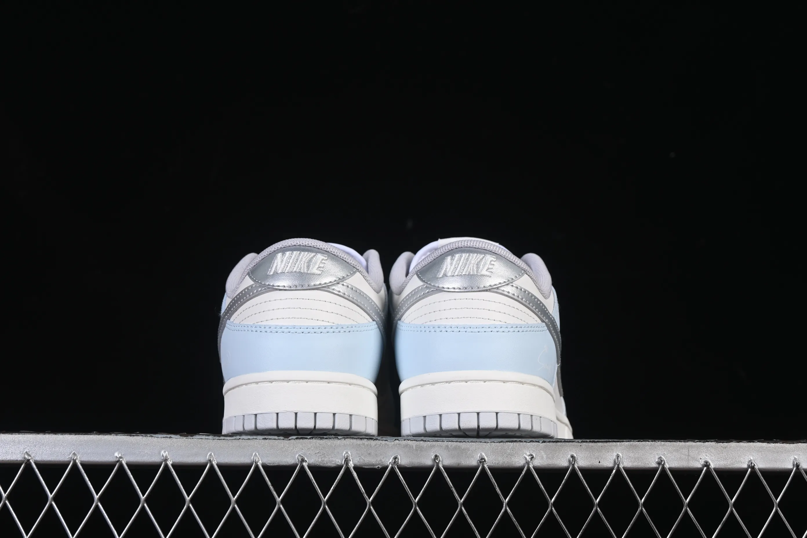 All categories Nk SB Dunk Series Nk SB Dunk Low High-end customized low-top sneakers Nike SB Dunk Low "Just Do It" Anniversary high-end customized low-top casual sneakers GG0508-036